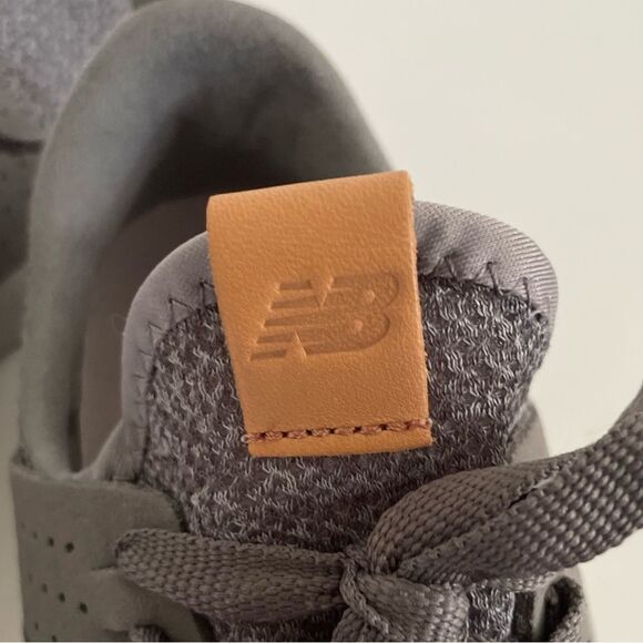 New Balance Gray Fresh Foam Men’s Size 8.5 - Picture 9 of 9